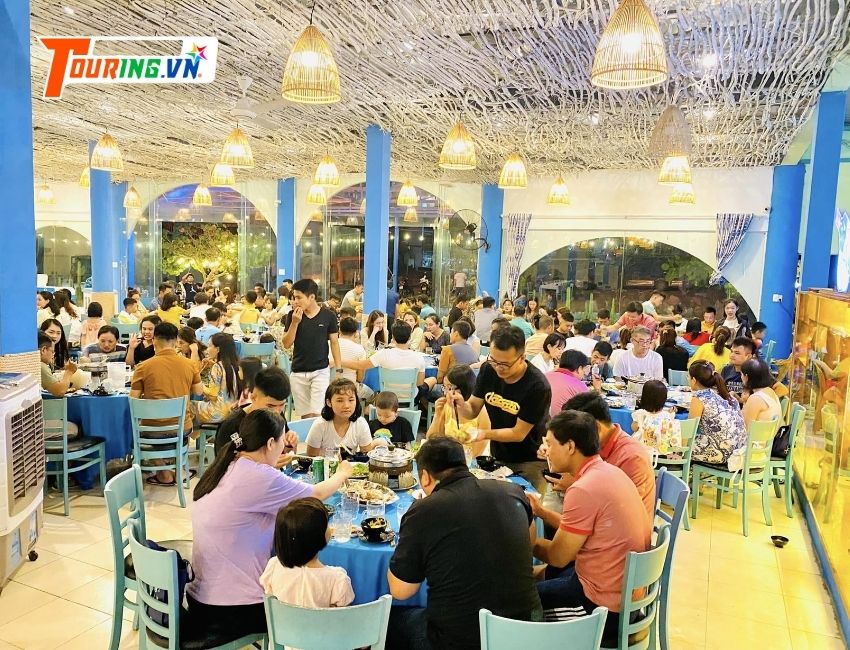 Bữa trưa tour Kỳ Co